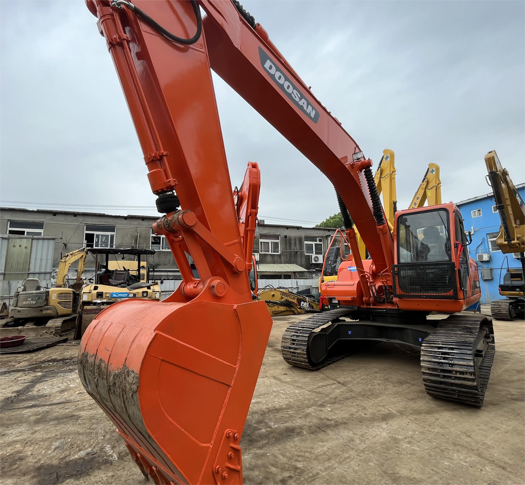 New Excavator DOOSAN DX220LC-9E: picture 1