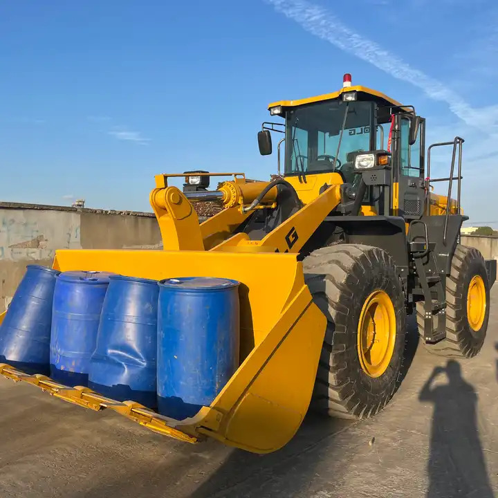 Excellent Performance Second hand Wheel Loader SDLG956 5TON Front Loader Made In China In Good Condition In Stock on Sale - Wheel loader: picture 1 Excellent Performance Second hand Wheel Loader SDLG956 5TON Front Loader Made In China In Good Condition In Stock on Sale - Wheel loader: picture 1