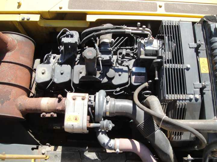 Hot Sell Komatsu PC220 Buy Komatsu PC220 Kamatsu Excavator PC220 Price New Komatsu PC220 Pc200 Pc240 Excavator - Excavator: picture 4 Hot Sell Komatsu PC220 Buy Komatsu PC220 Kamatsu Excavator PC220 Price New Komatsu PC220 Pc200 Pc240 Excavator - Excavator: picture 4