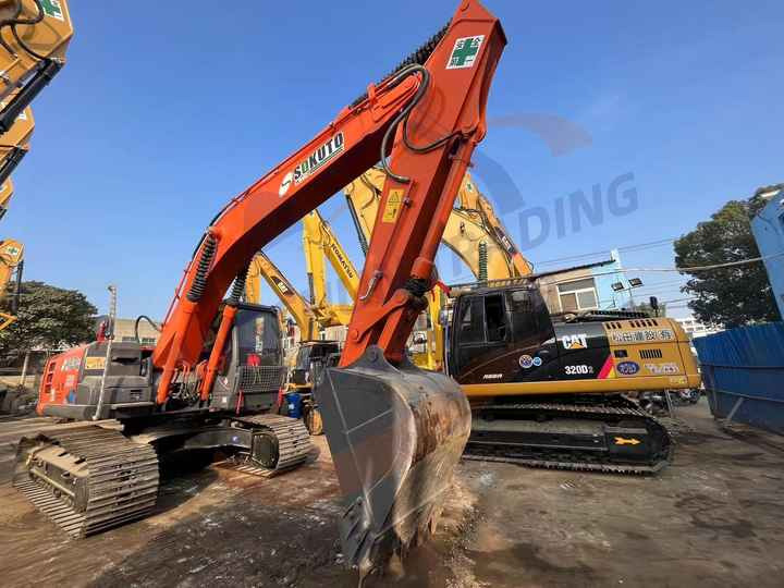 Crawler excavator Hot sale Used Hitachi ZX200-3 digger 20ton  Excavator second hand excavator: picture 6