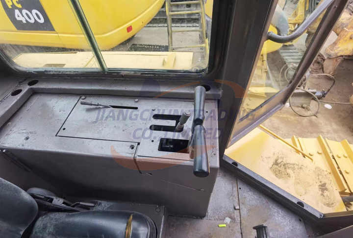 Japan Imported Caterpillar D7R Bulldozer Japan Original Cat D7G D7R D9n D8r Used Bulldozers - Bulldozer: picture 4 Japan Imported Caterpillar D7R Bulldozer Japan Original Cat D7G D7R D9n D8r Used Bulldozers - Bulldozer: picture 4