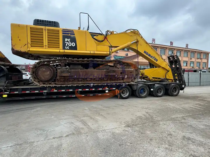 Pc500 Pc700 Low Price Wholesale Used Japanese Komatsu Excavator PC500 PC460 PC650 PC700 PC850 Hydraulic Crawler Excavator - Excavator: picture 3 Pc500 Pc700 Low Price Wholesale Used Japanese Komatsu Excavator PC500 PC460 PC650 PC700 PC850 Hydraulic Crawler Excavator - Excavator: picture 3