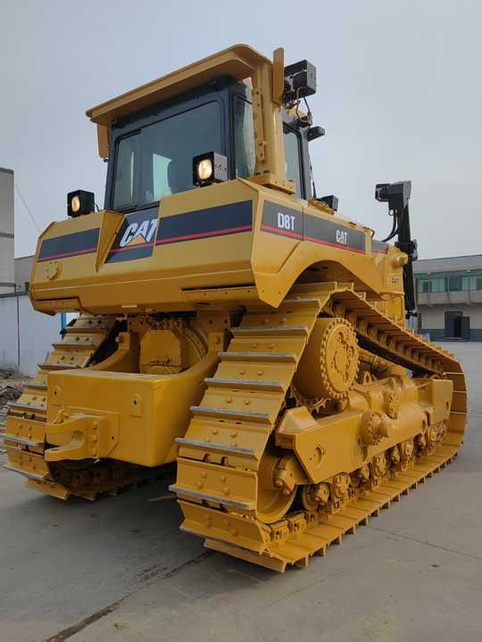 USED D8T CAT Bulldozer Price D8R Used Caterpillar Bulldozer crawler bulldozer made in brazil - Bulldozer: picture 4 USED D8T CAT Bulldozer Price D8R Used Caterpillar Bulldozer crawler bulldozer made in brazil - Bulldozer: picture 4
