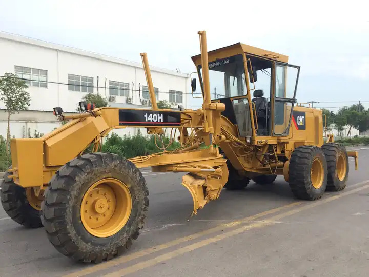 Used Cat 140H motor grader with good condition,USED heavy equipment used motor grader CAT 140H grader in China on sale - Grader: picture 4 Used Cat 140H motor grader with good condition,USED heavy equipment used motor grader CAT 140H grader in China on sale - Grader: picture 4