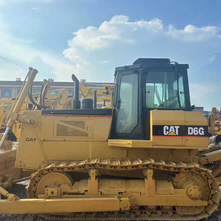 Used Cat D6g Bulldozer of Second Hand CAT D6D D6G D6R Dozer for Sale - Bulldozer: picture 2 Used Cat D6g Bulldozer of Second Hand CAT D6D D6G D6R Dozer for Sale - Bulldozer: picture 2