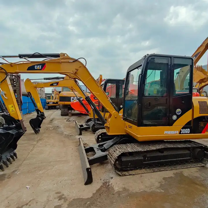 Used cat 306D 302.5D 302D 6ton 2.5ton 2ton mini excavator - Crawler excavator: picture 1 Used cat 306D 302.5D 302D 6ton 2.5ton 2ton mini excavator - Crawler excavator: picture 1