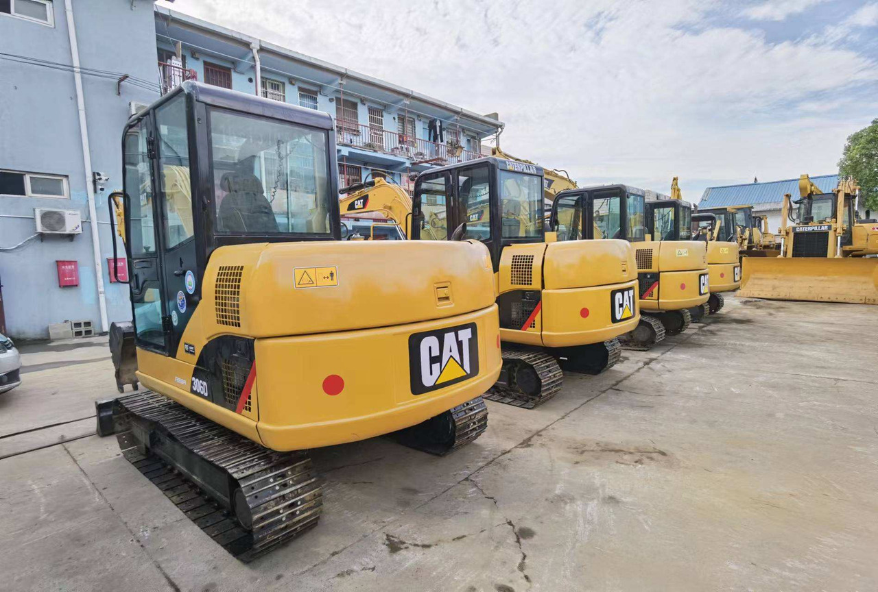 Used cat mini excavator 306D 302.5 6ton 2.5ton free shipping with mini excavator bucket - Crawler excavator: picture 4 Used cat mini excavator 306D 302.5 6ton 2.5ton free shipping with mini excavator bucket - Crawler excavator: picture 4