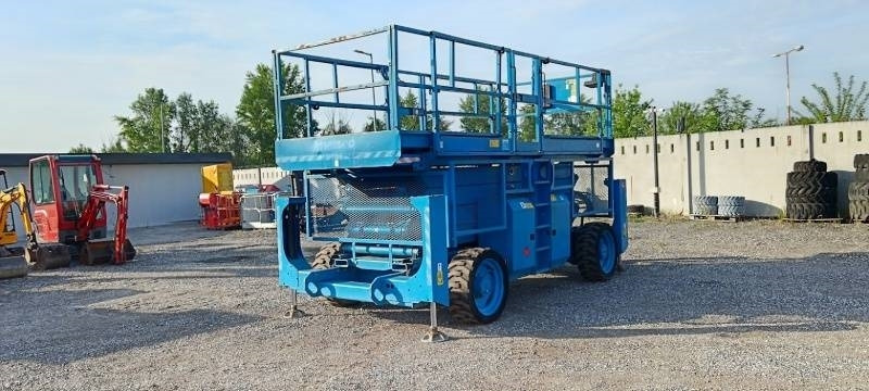 Genie GS4390 - 15,11m, diesel, 4x4 - Scissor lift: picture 2 Genie GS4390 - 15,11m, diesel, 4x4 - Scissor lift: picture 2