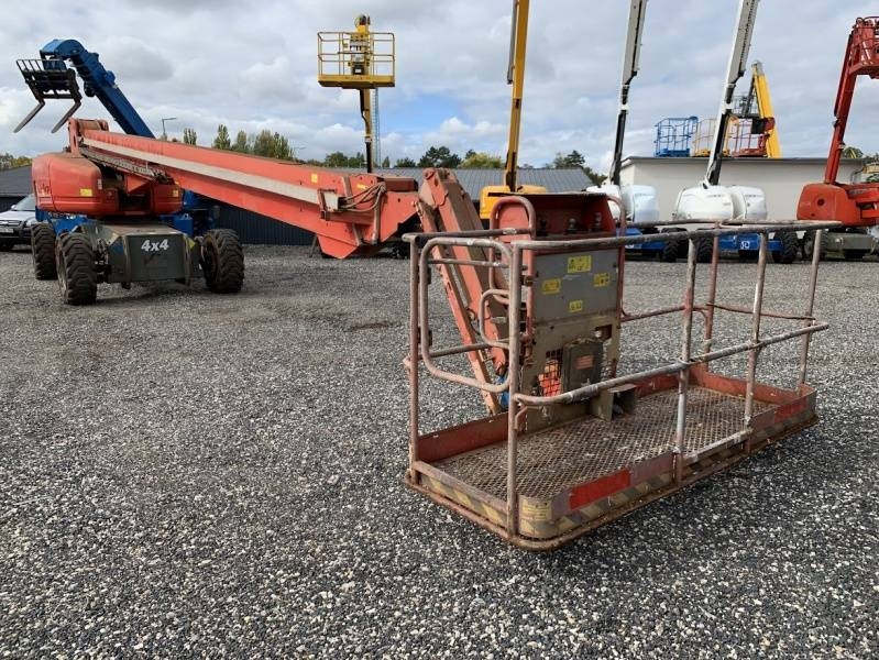 Genie S-105 - 34 m - 4x4 - diesel - Articulated boom: picture 1 Genie S-105 - 34 m - 4x4 - diesel - Articulated boom: picture 1