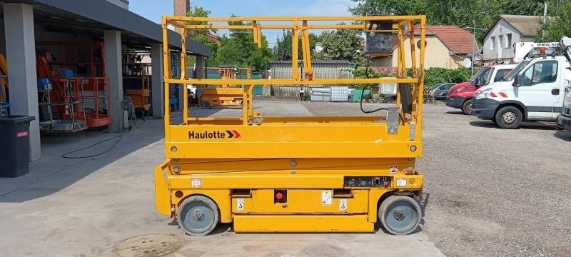Haulotte Compact 8 - 8m, electric - Scissor lift: picture 4 Haulotte Compact 8 - 8m, electric - Scissor lift: picture 4