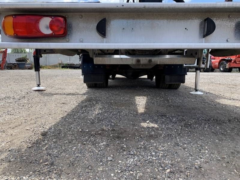 Truck mounted aerial platform Nissan Cabstar Palfinger P260B - 25,6 m - 230 kg: picture 16