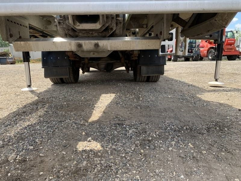 Truck mounted aerial platform Nissan Cabstar Palfinger P260B - 25,6 m - 230 kg: picture 17