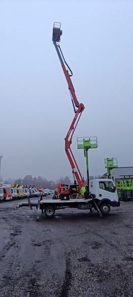 Truck mounted aerial platform Nissan Cabstar Socage DA20 - 20m: picture 9 Truck mounted aerial platform Nissan Cabstar Socage DA20 - 20m: picture 9