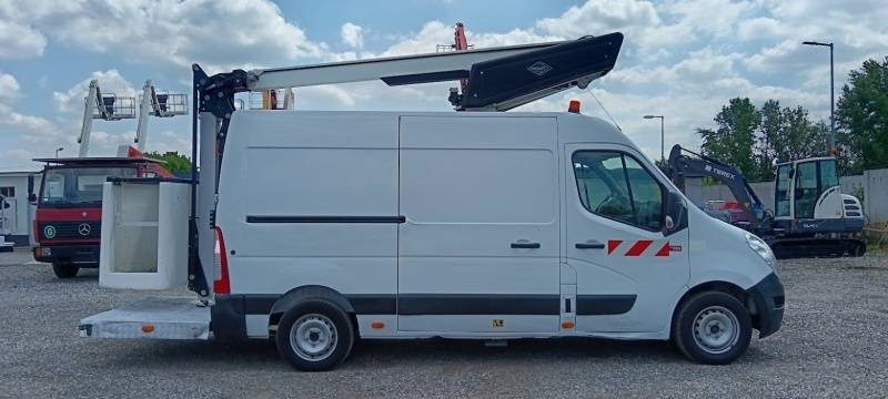 Renault Master Versalift ET 38 LF - 14,2 m - 200kg - Truck mounted aerial platform: picture 4 Renault Master Versalift ET 38 LF - 14,2 m - 200kg - Truck mounted aerial platform: picture 4