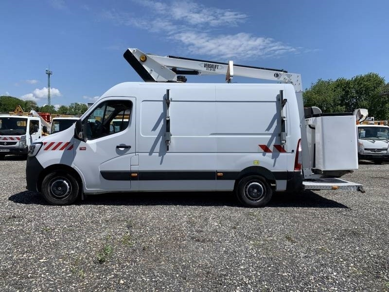 Renault Master Versalift ETL-32-125 - 12,5 m - 120kg - Truck mounted aerial platform: picture 5 Renault Master Versalift ETL-32-125 - 12,5 m - 120kg - Truck mounted aerial platform: picture 5
