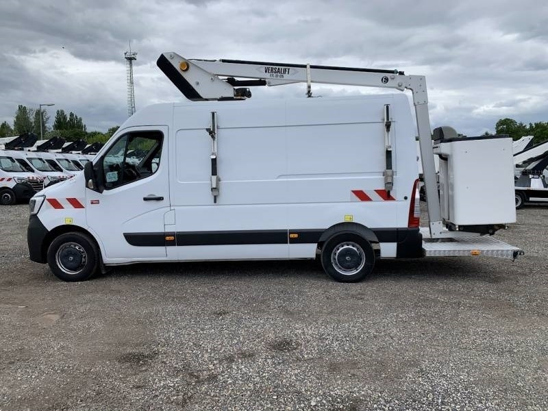 Renault Master Versalift ETL-32-125 - 12,5 m - 120kg - Truck mounted aerial platform: picture 5 Renault Master Versalift ETL-32-125 - 12,5 m - 120kg - Truck mounted aerial platform: picture 5