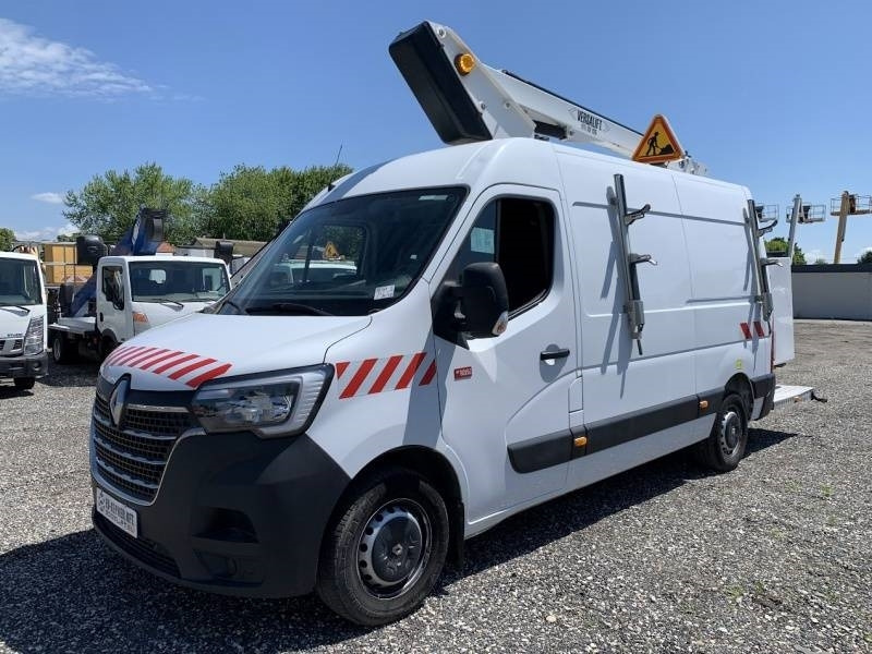 Renault Master Versalift ETL-32-125 - 12,5 m - 120kg - Truck mounted aerial platform: picture 2 Renault Master Versalift ETL-32-125 - 12,5 m - 120kg - Truck mounted aerial platform: picture 2