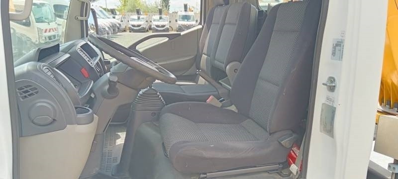 Truck mounted aerial platform Renault Maxity Multitel 160 ALU DS - 16m: picture 11 Truck mounted aerial platform Renault Maxity Multitel 160 ALU DS - 16m: picture 11