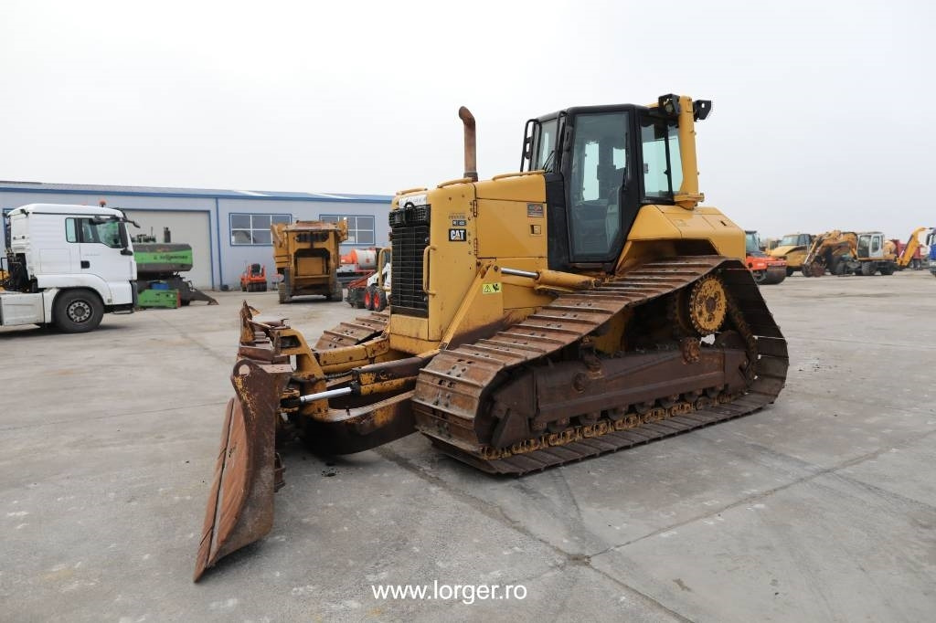 CAT D 6 N - Bulldozer: picture 4 CAT D 6 N - Bulldozer: picture 4