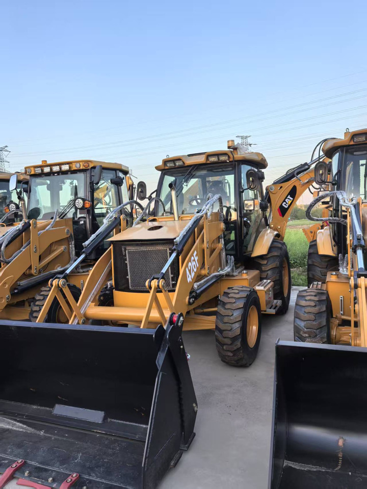 CATERPILLAR 426 - Crawler loader: picture 1 CATERPILLAR 426 - Crawler loader: picture 1