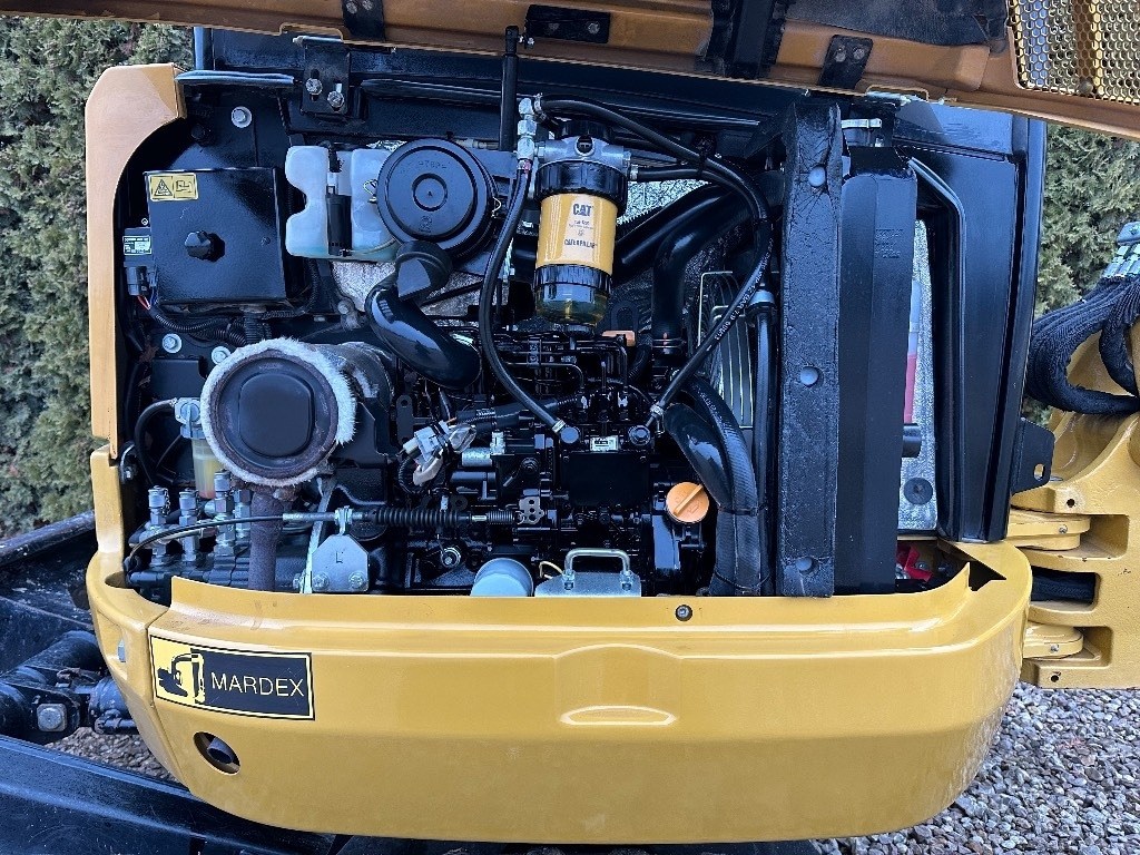 Mini excavator CAT 302.7 D CR: picture 14
