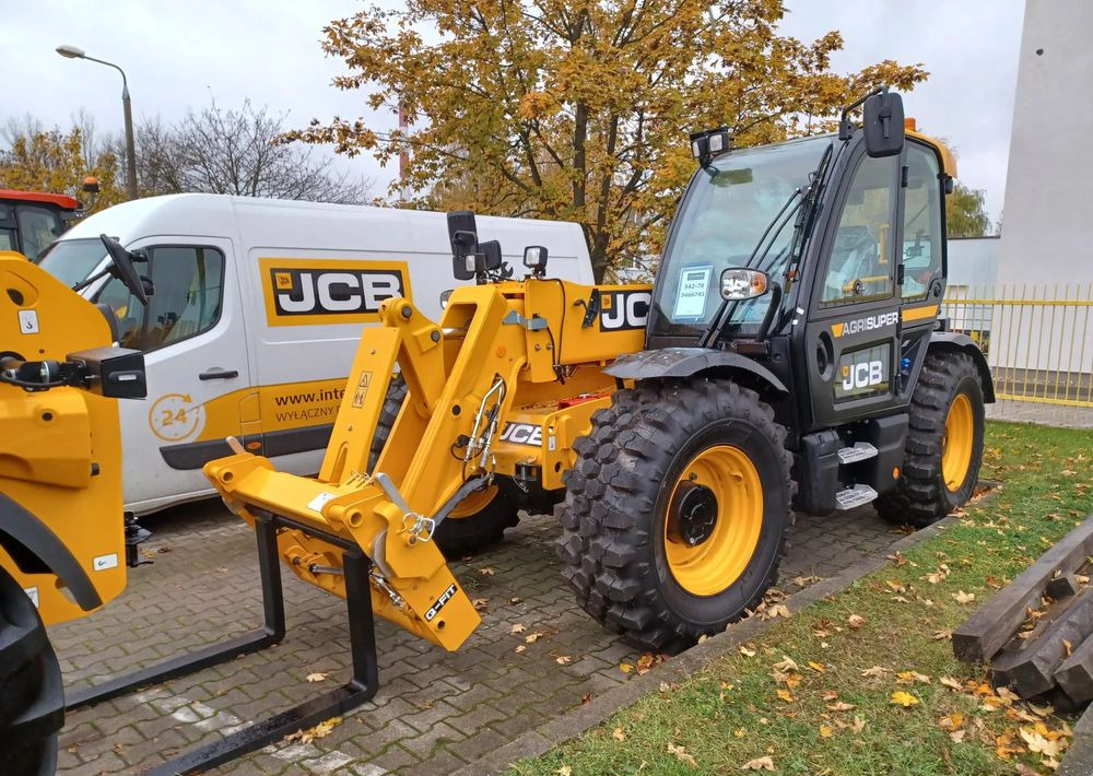 JCB 542-70 Agri Super - Telescopic handler: picture 2 JCB 542-70 Agri Super - Telescopic handler: picture 2