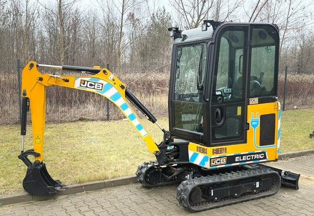 Mini excavator JCB: picture 16