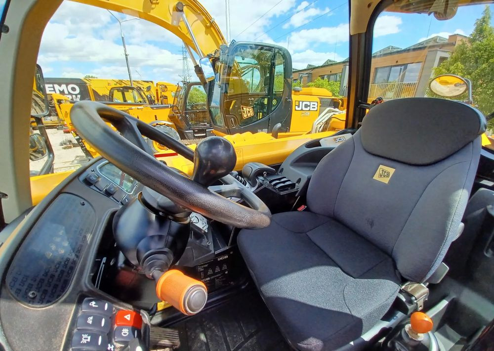 JCB 560-80 Agri Plus - Other machinery: picture 5 JCB 560-80 Agri Plus - Other machinery: picture 5