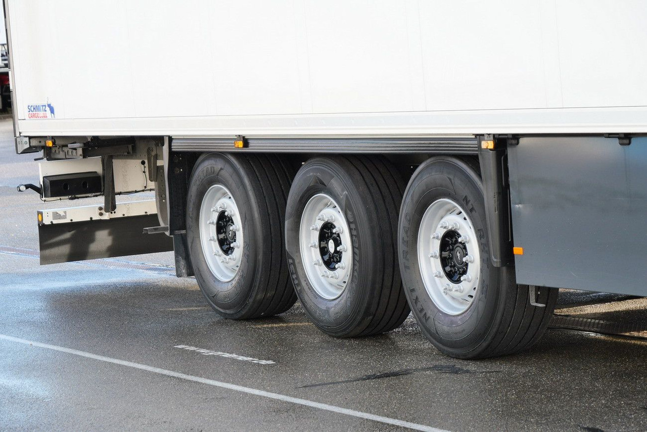 Schmitz Cargobull SKO 24/CARRIER 1550 VECTOR /DOPPELSTOCK /BLUMEN/ - Refrigerator semi-trailer: picture 5 Schmitz Cargobull SKO 24/CARRIER 1550 VECTOR /DOPPELSTOCK /BLUMEN/ - Refrigerator semi-trailer: picture 5