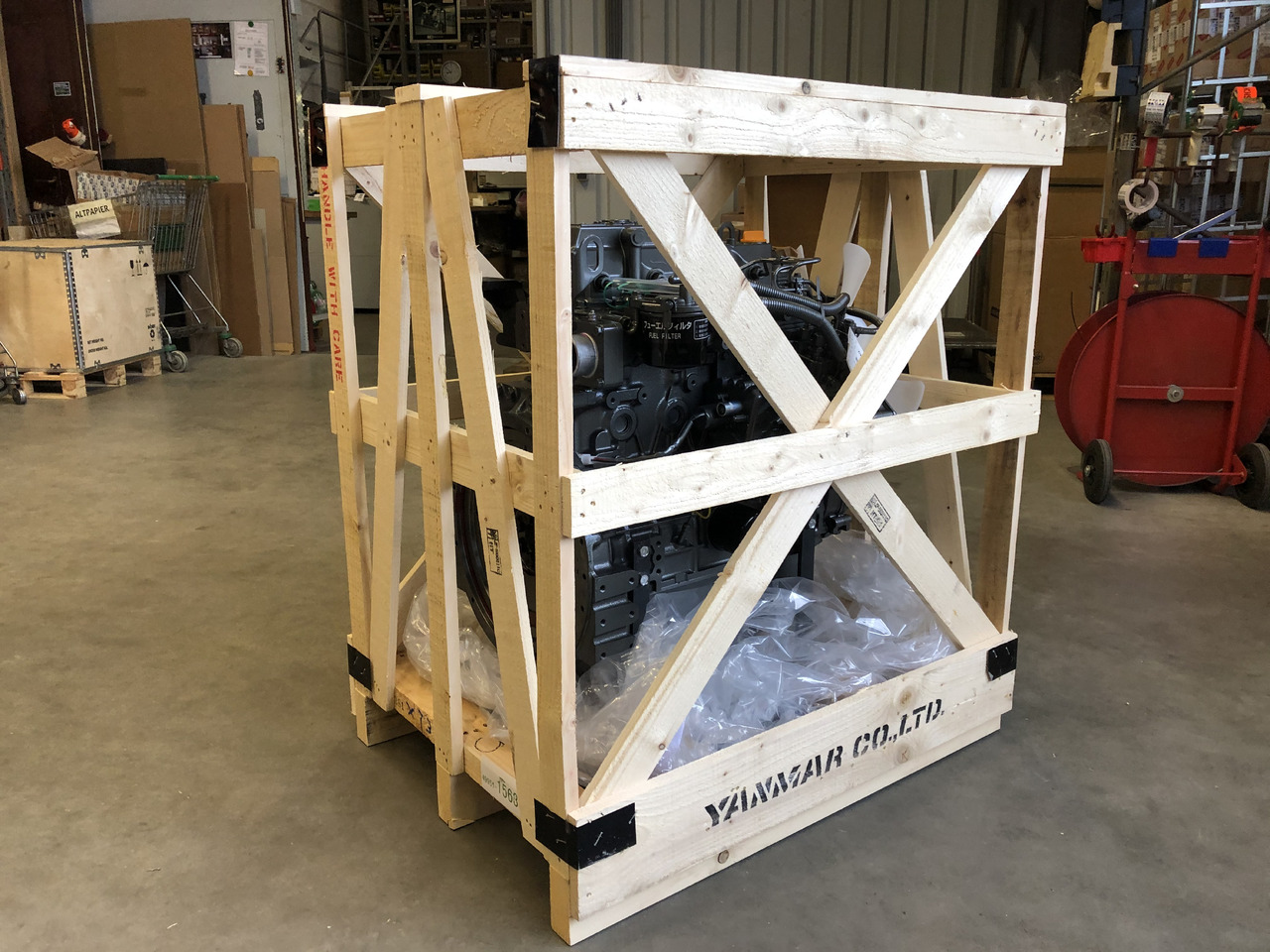 Yanmar 4TNV98 50,7kW/2500rpm - Engine for Construction machinery: picture 3 Yanmar 4TNV98 50,7kW/2500rpm - Engine for Construction machinery: picture 3