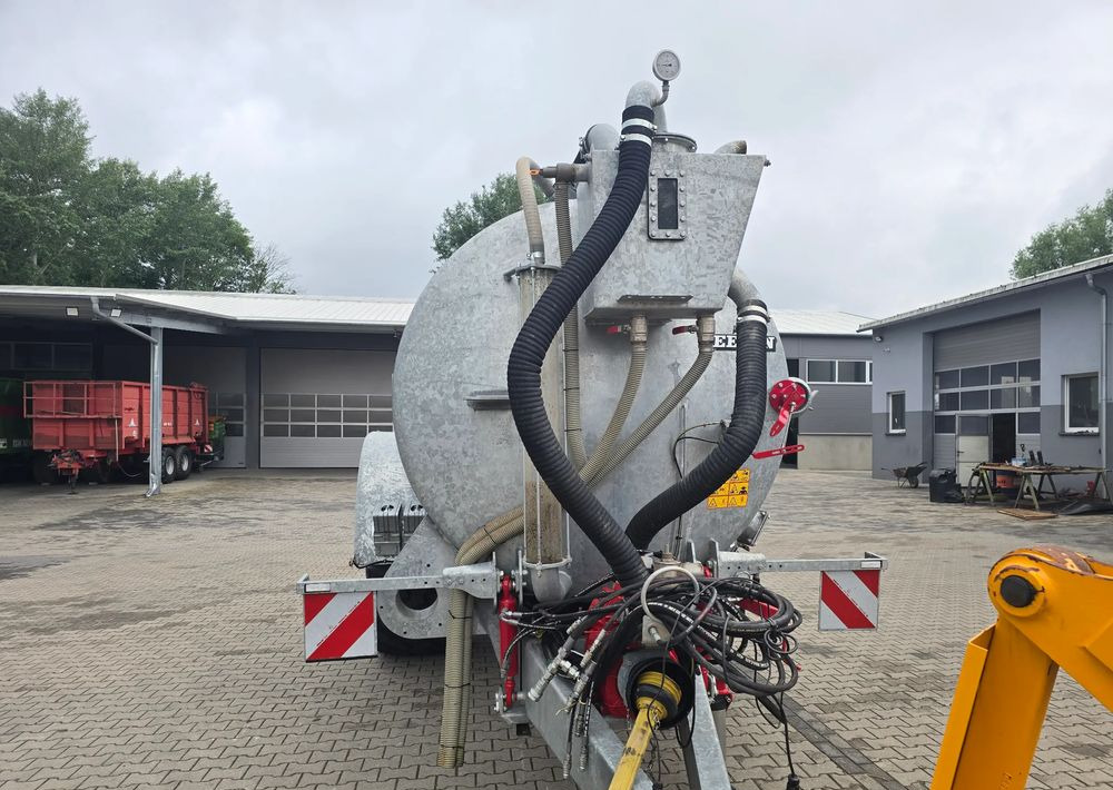 Inny Peecon 11500 - Slurry tanker: picture 5 Inny Peecon 11500 - Slurry tanker: picture 5