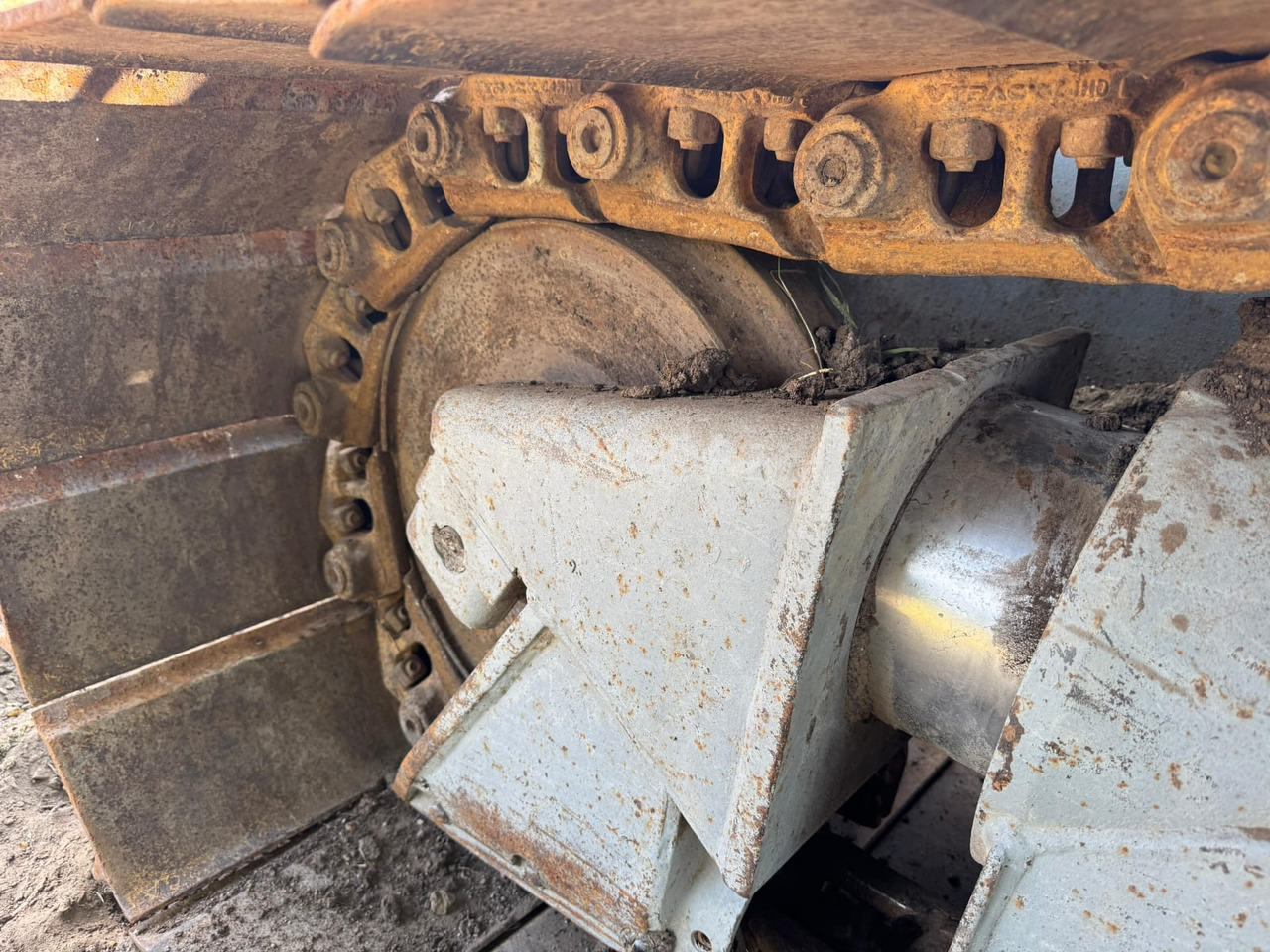 Bulldozer CATERPILLAR D4H LGP: picture 8