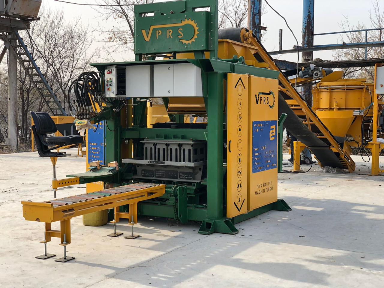 Economic Hollow Block Machine - Block making machine: picture 1 Economic Hollow Block Machine - Block making machine: picture 1