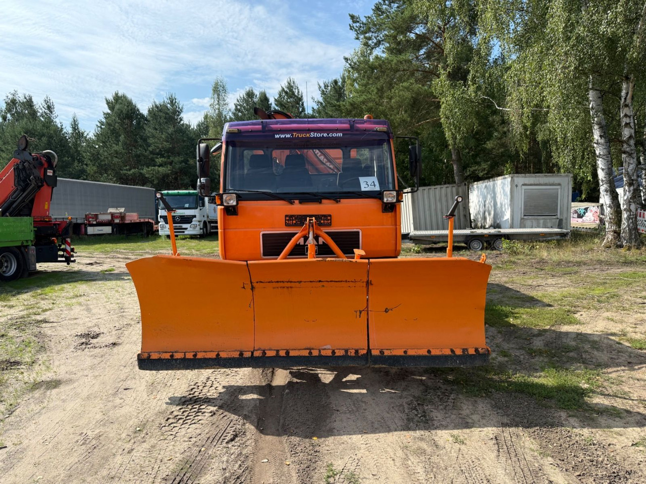 MAN 10.224  Atlas Kran Salzstreuer 4X4 - Tipper, Crane truck: picture 2 MAN 10.224  Atlas Kran Salzstreuer 4X4 - Tipper, Crane truck: picture 2