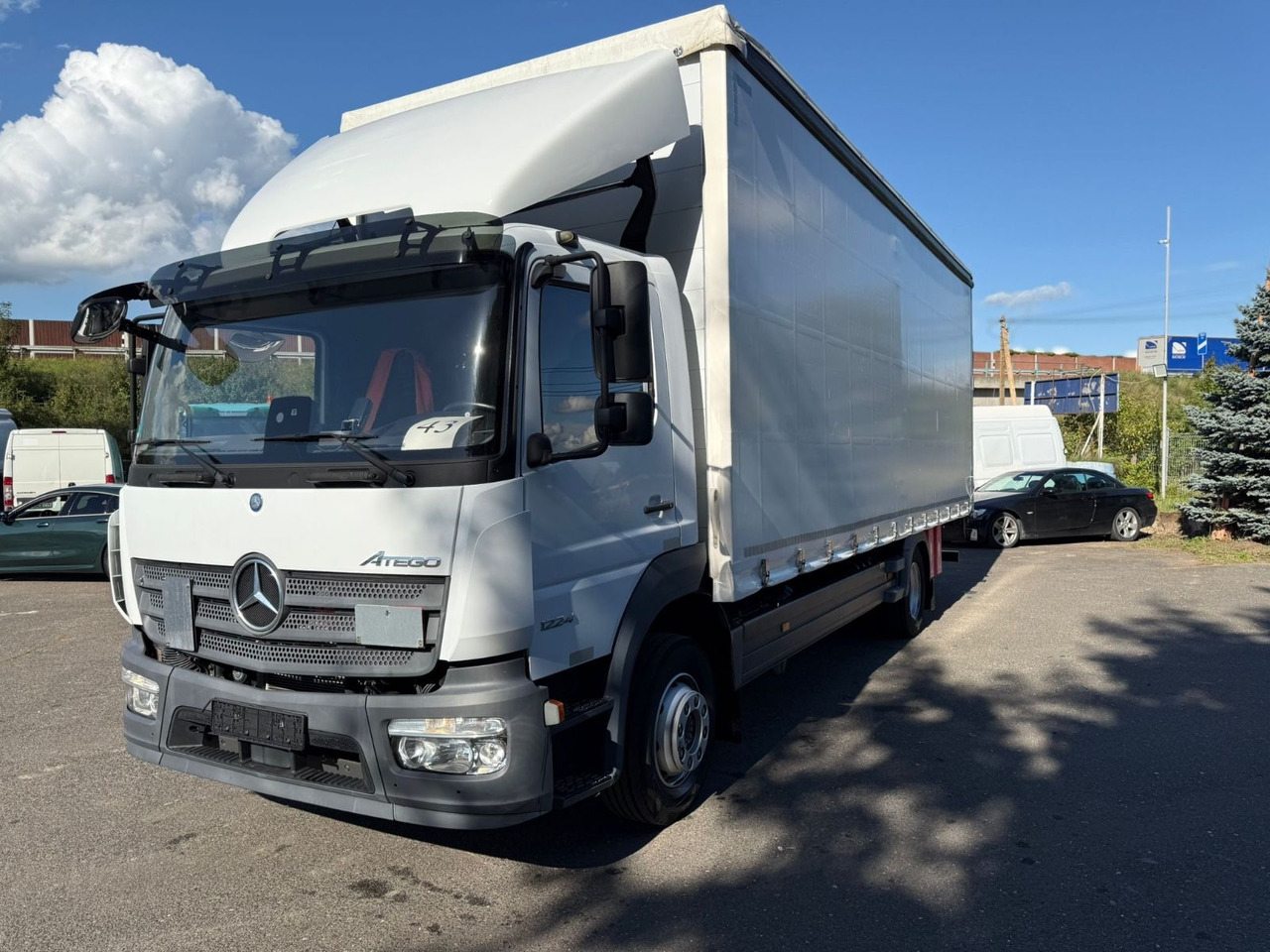 Mercedes-Benz Atego 1224 18 tkm - Box truck: picture 3 Mercedes-Benz Atego 1224 18 tkm - Box truck: picture 3