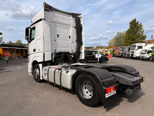 Tractor unit Mercedes-Benz Actros 1845: picture 8