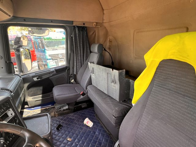 Tractor unit Scania R 420 Kipphydraulik Klima Tempomat: picture 7