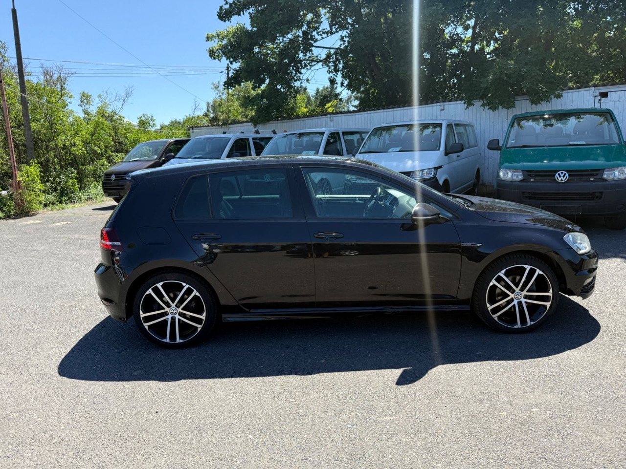Volkswagen Golf VII Lim. Lounge BMT R-line - Sedan: picture 3 Volkswagen Golf VII Lim. Lounge BMT R-line - Sedan: picture 3