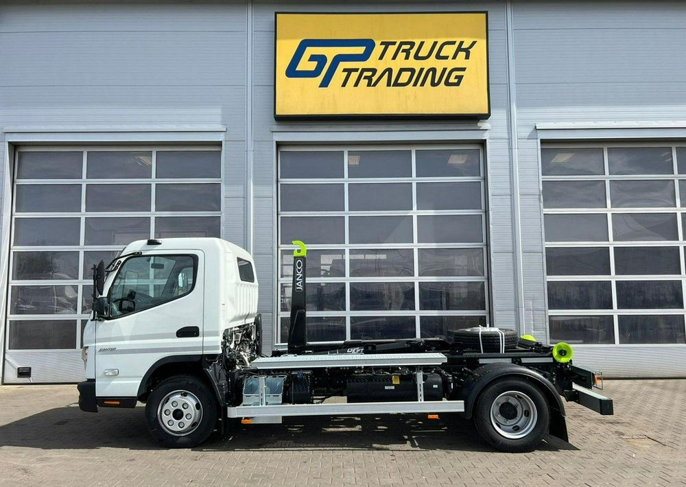 Mitsubishi Fuso - Hook lift truck: picture 2 Mitsubishi Fuso - Hook lift truck: picture 2