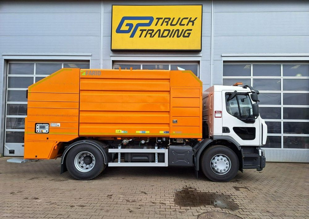 Renault D18 - Garbage truck: picture 3 Renault D18 - Garbage truck: picture 3