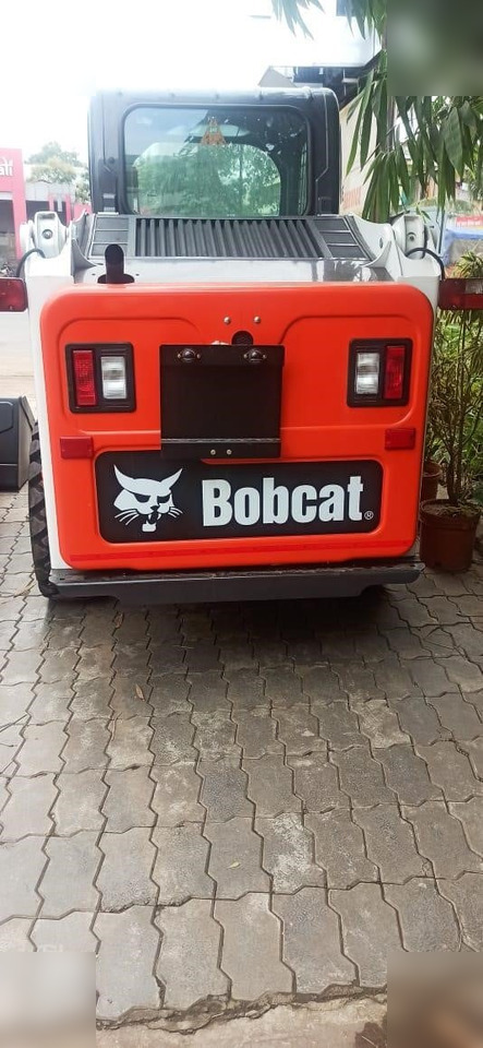 BOBCAT S450 - Skid steer loader: picture 5 BOBCAT S450 - Skid steer loader: picture 5