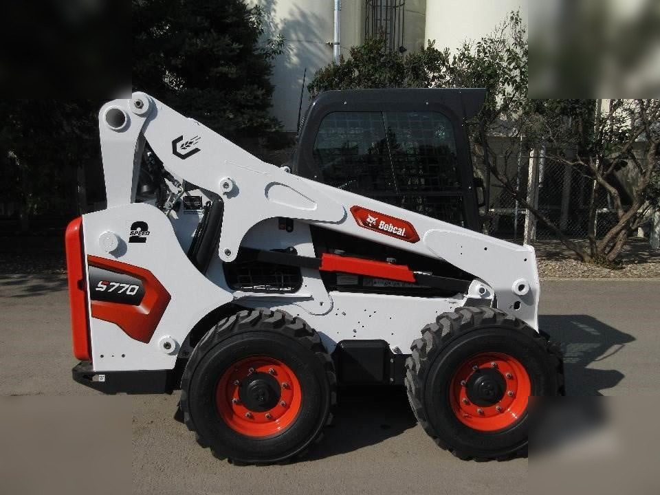 BOBCAT S770 - Skid steer loader: picture 3 BOBCAT S770 - Skid steer loader: picture 3