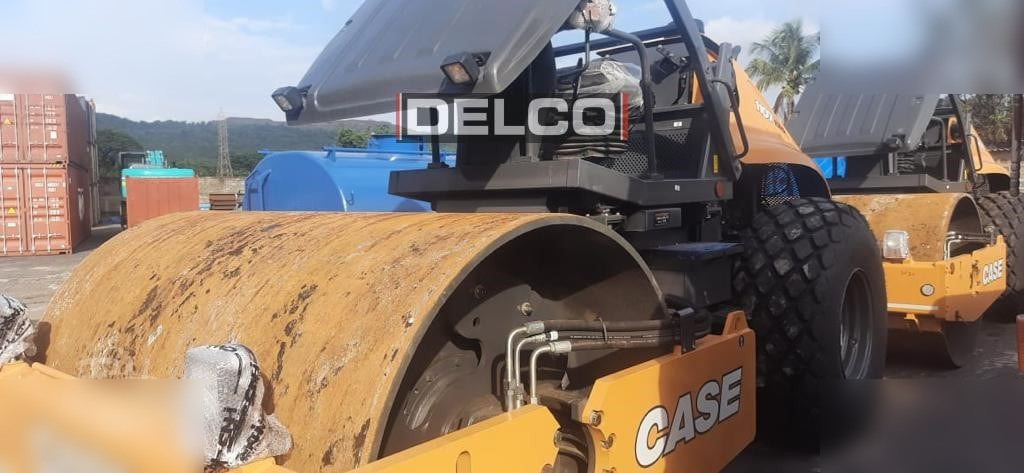 CASE 1107EX - Roller: picture 4 CASE 1107EX - Roller: picture 4