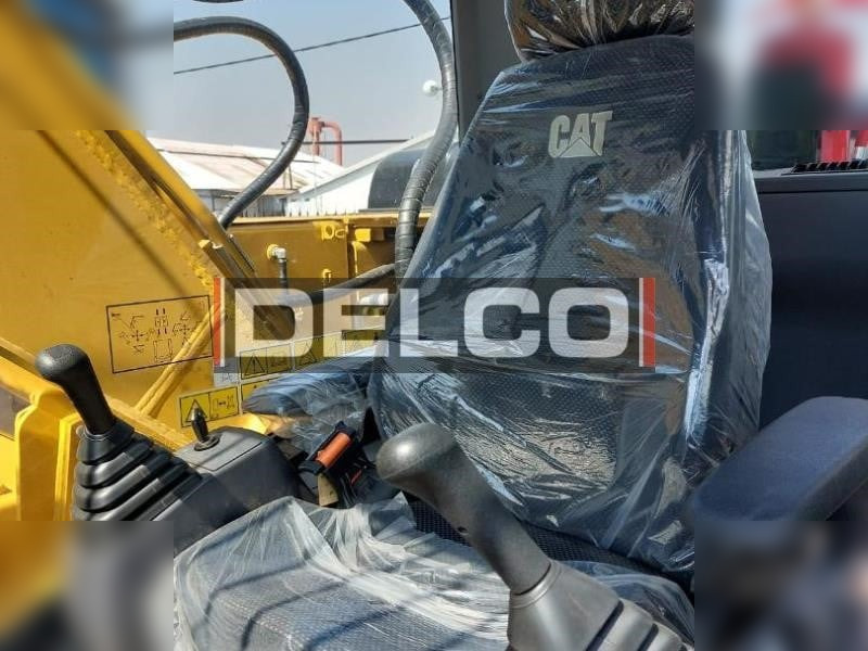 CATERPILLAR 323D3 - Crawler excavator: picture 5 CATERPILLAR 323D3 - Crawler excavator: picture 5