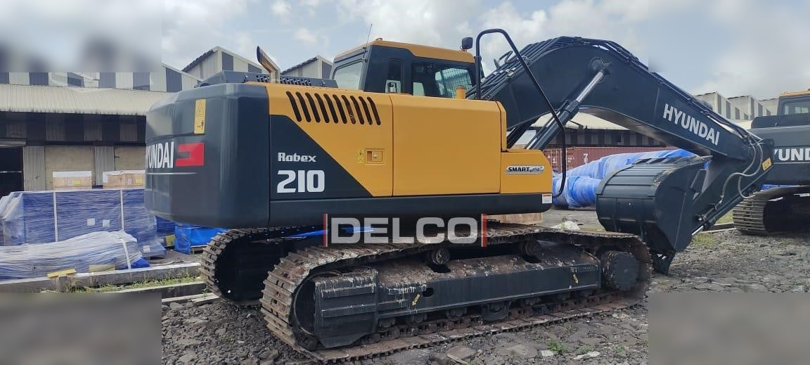 HYUNDAI ROBEX 210 - Crawler excavator: picture 1 HYUNDAI ROBEX 210 - Crawler excavator: picture 1