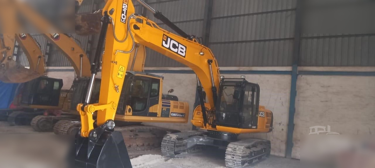 JCB JS210 LC - Crawler excavator: picture 1 JCB JS210 LC - Crawler excavator: picture 1