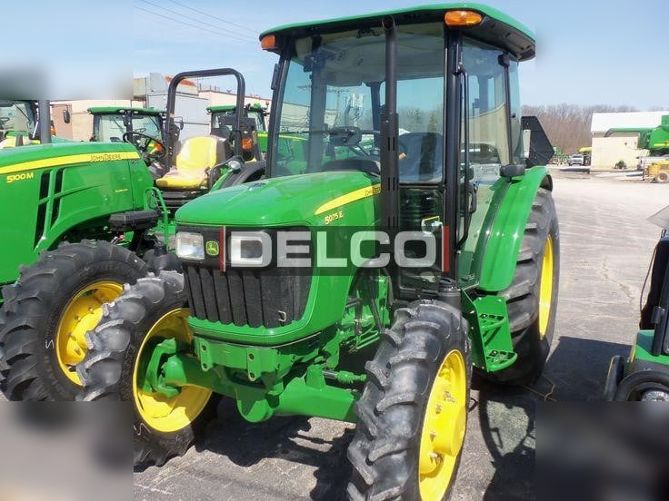 New Farm tractor JOHN DEERE 5075E: picture 1