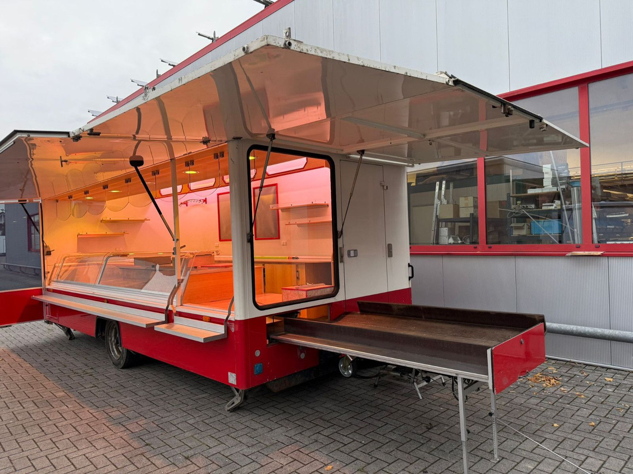 Borco-Höhns Borco Höhns Verkaufsanhänger - Vending trailer: picture 3 Borco-Höhns Borco Höhns Verkaufsanhänger - Vending trailer: picture 3