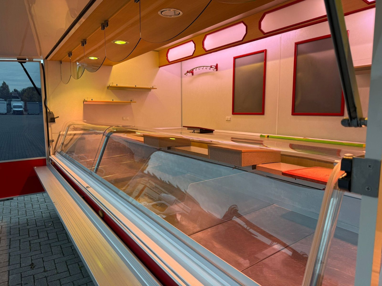 Borco-Höhns Borco Höhns Verkaufsanhänger - Vending trailer: picture 5 Borco-Höhns Borco Höhns Verkaufsanhänger - Vending trailer: picture 5