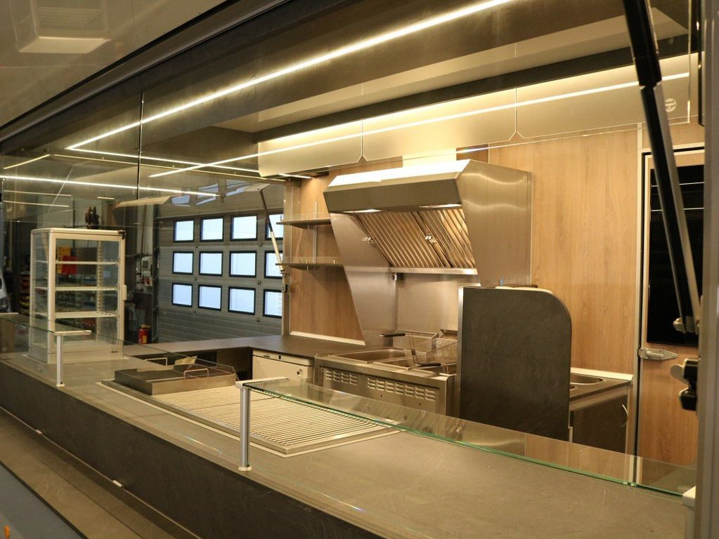 Esselmann Imbiss Foodtrailer Verkaufsanhänger - Vending trailer: picture 4 Esselmann Imbiss Foodtrailer Verkaufsanhänger - Vending trailer: picture 4